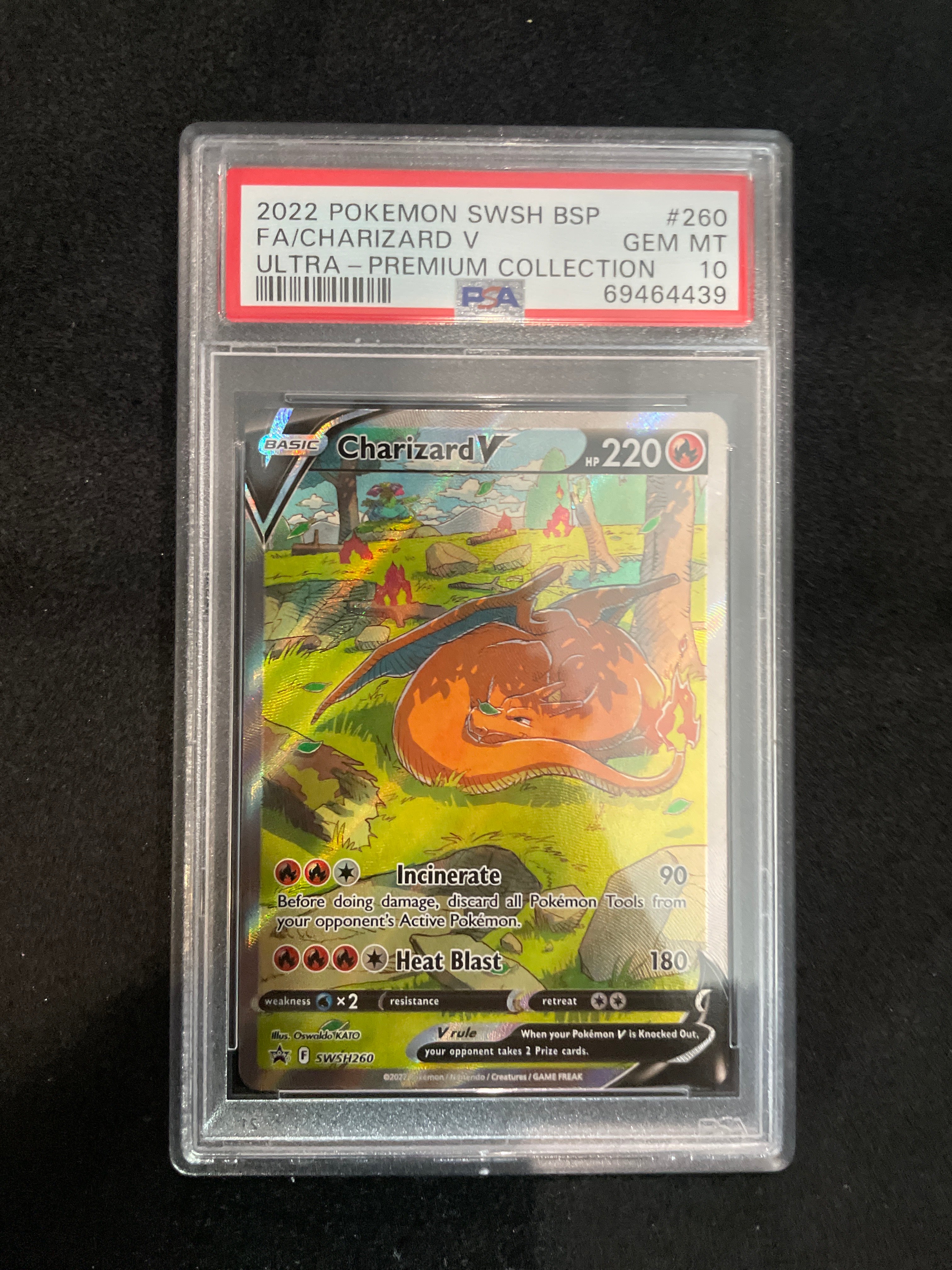 2022 Pokemon SWSH BSP FA/CHARIZARD V ULTRA - PREMIUM COLLECTION PSA 10