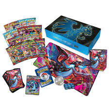 Charizard Ultra-premium Collection (ripped seal)
