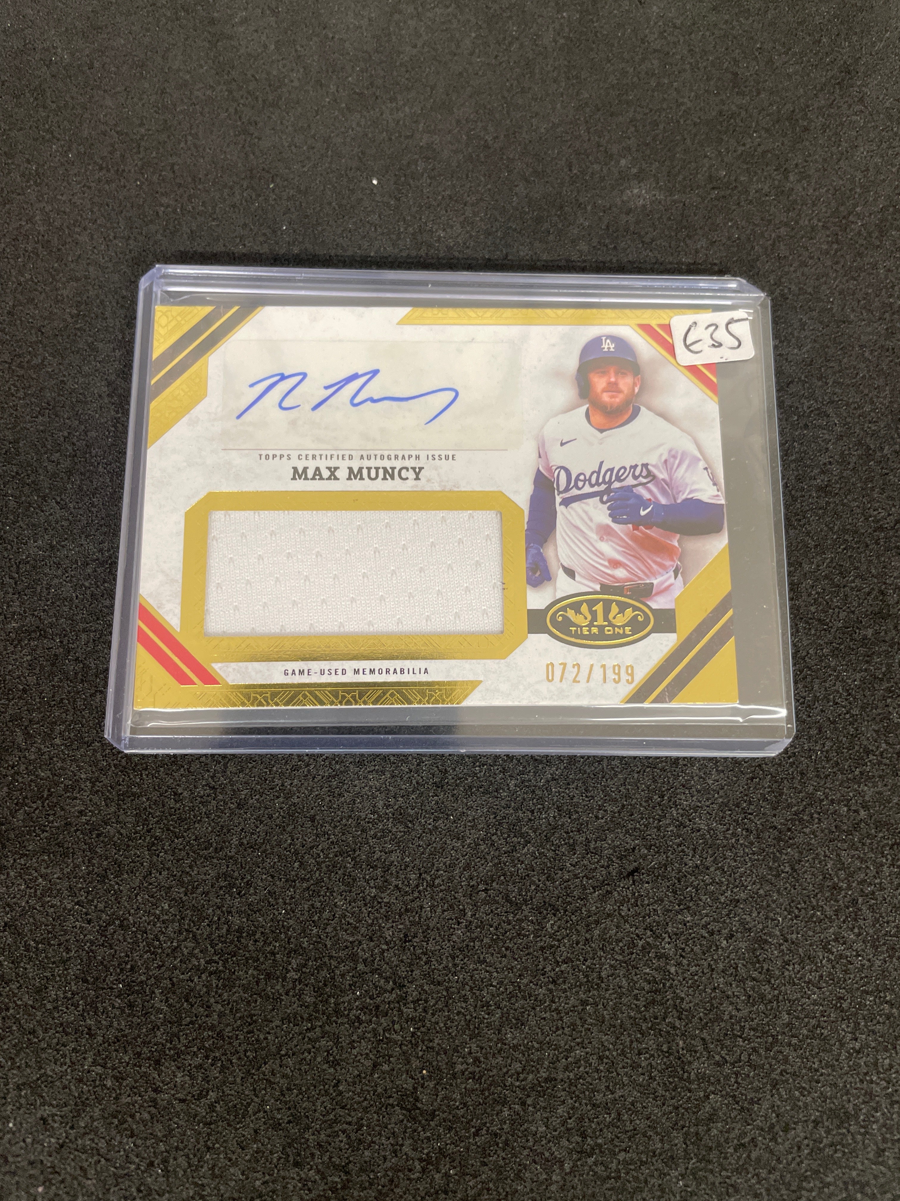2025 Topps Tier One Baseball Max Muncy Autograph Relic /199