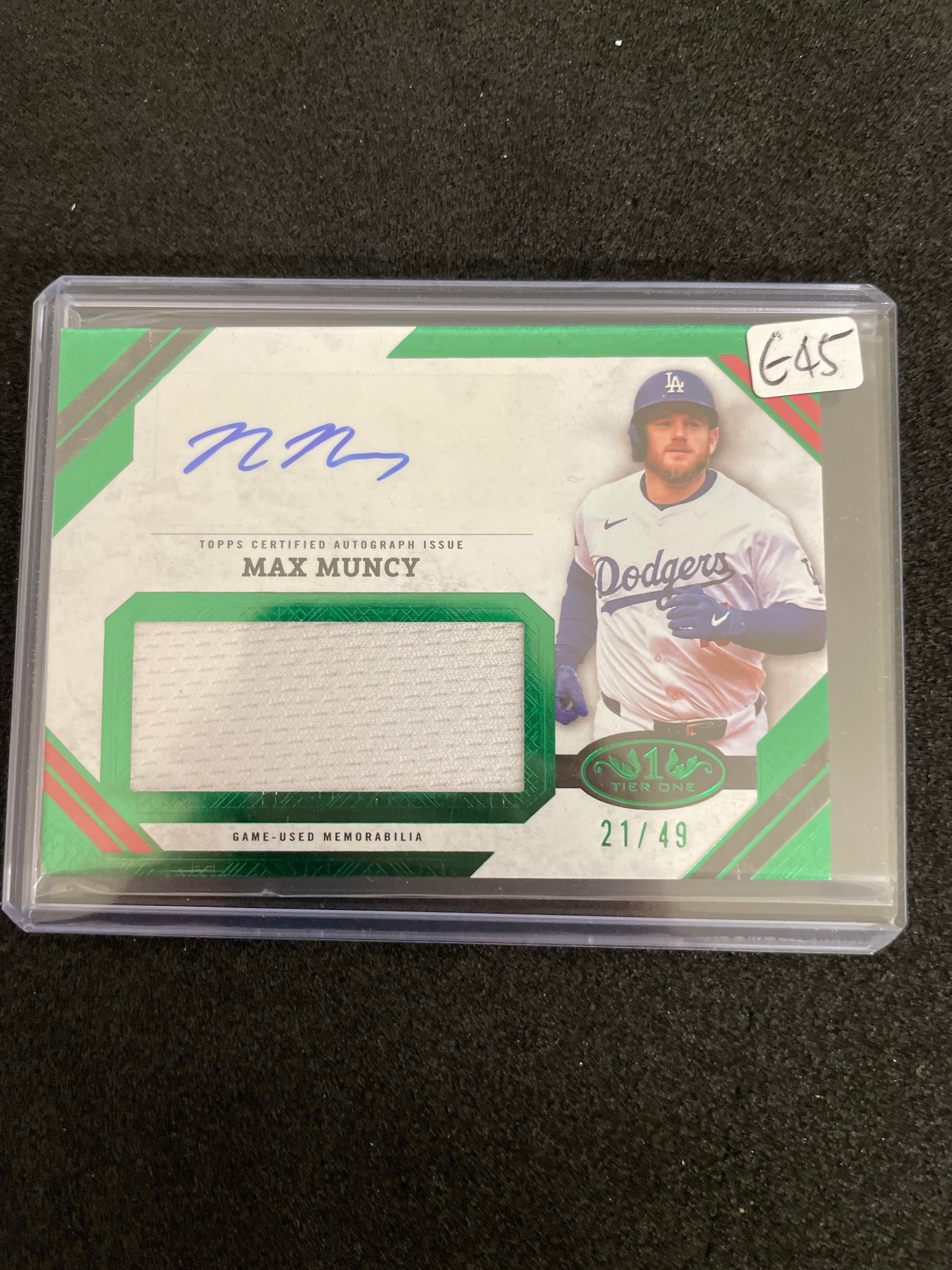 2025 Topps Tier One Baseball Max Muncy Relic Autograph /49