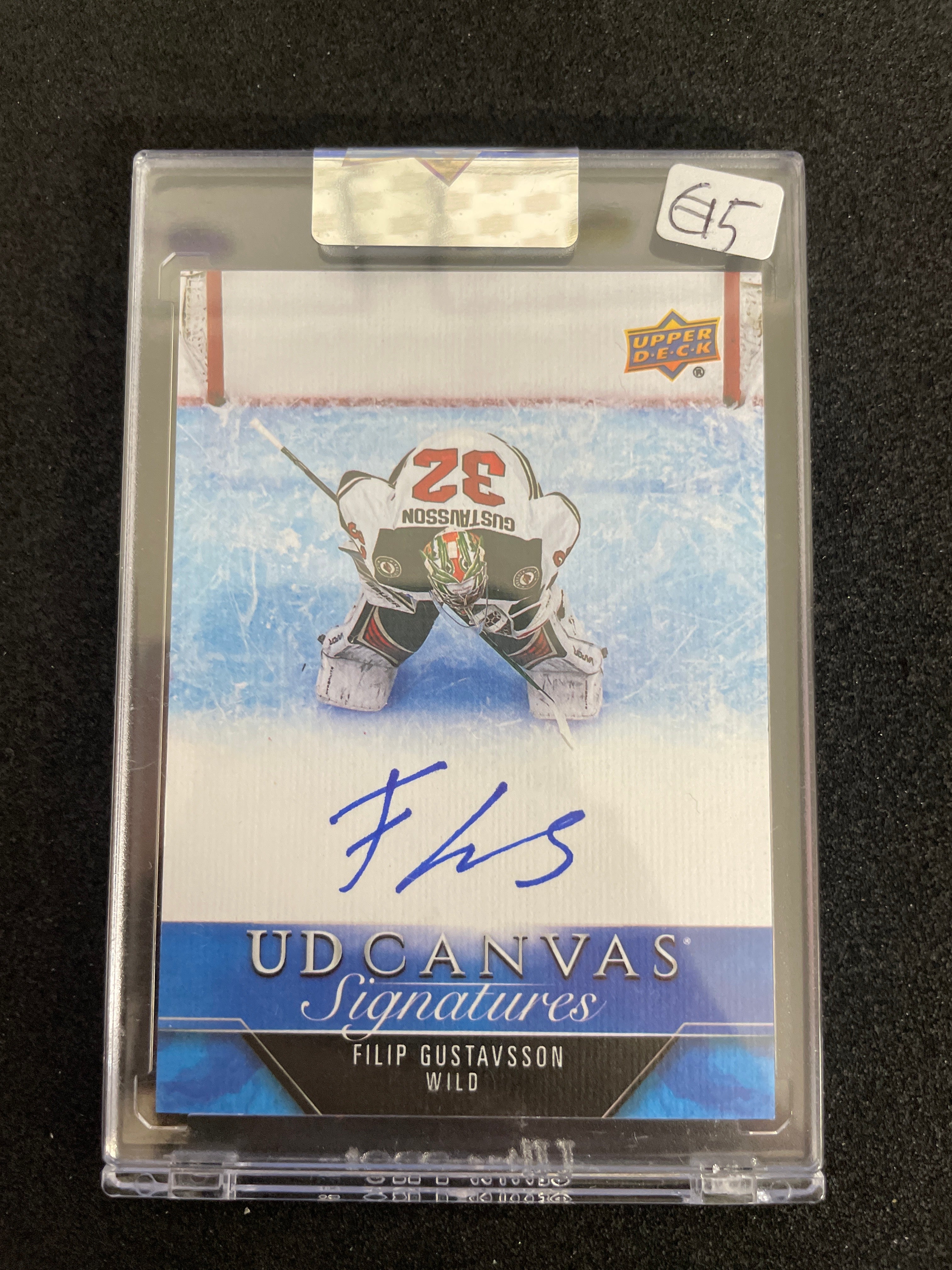 Upper Deck 2023-24 Clear Cut Hockey Filip Gustavsson UD Canvas Signature