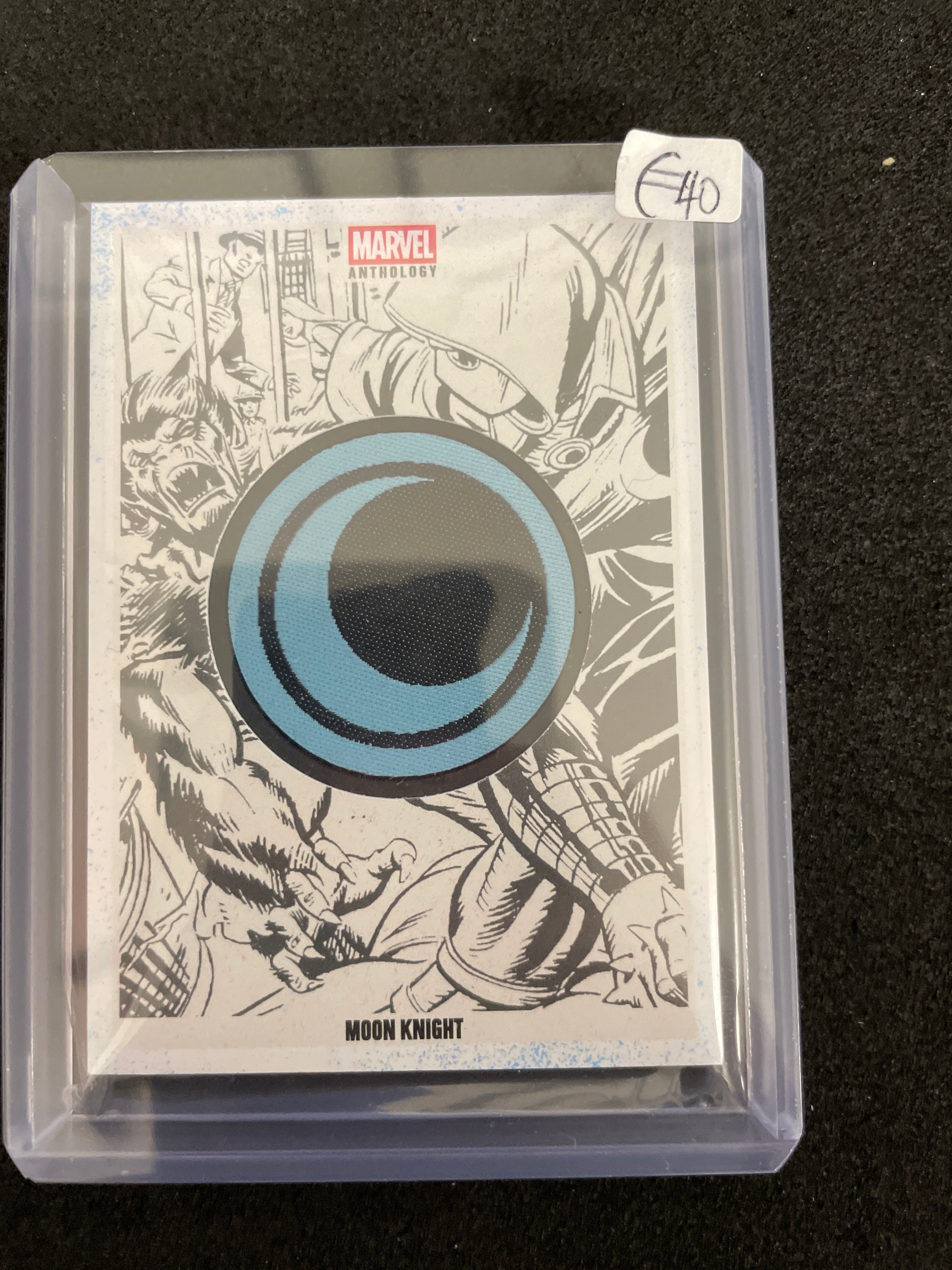 2025 Panini Marvel Anthology Moon Knigth Badge Card